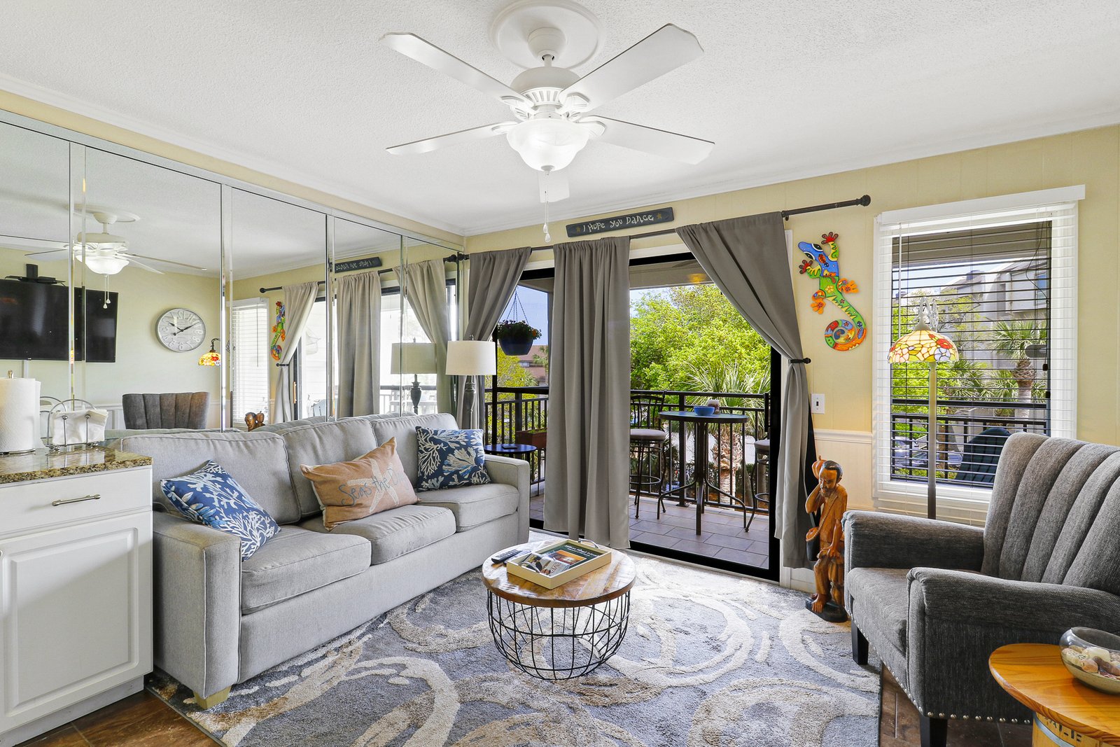 Living room - Seaside Villa 214 hhi
